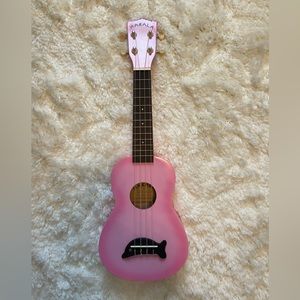 Makala Pink Ukulele